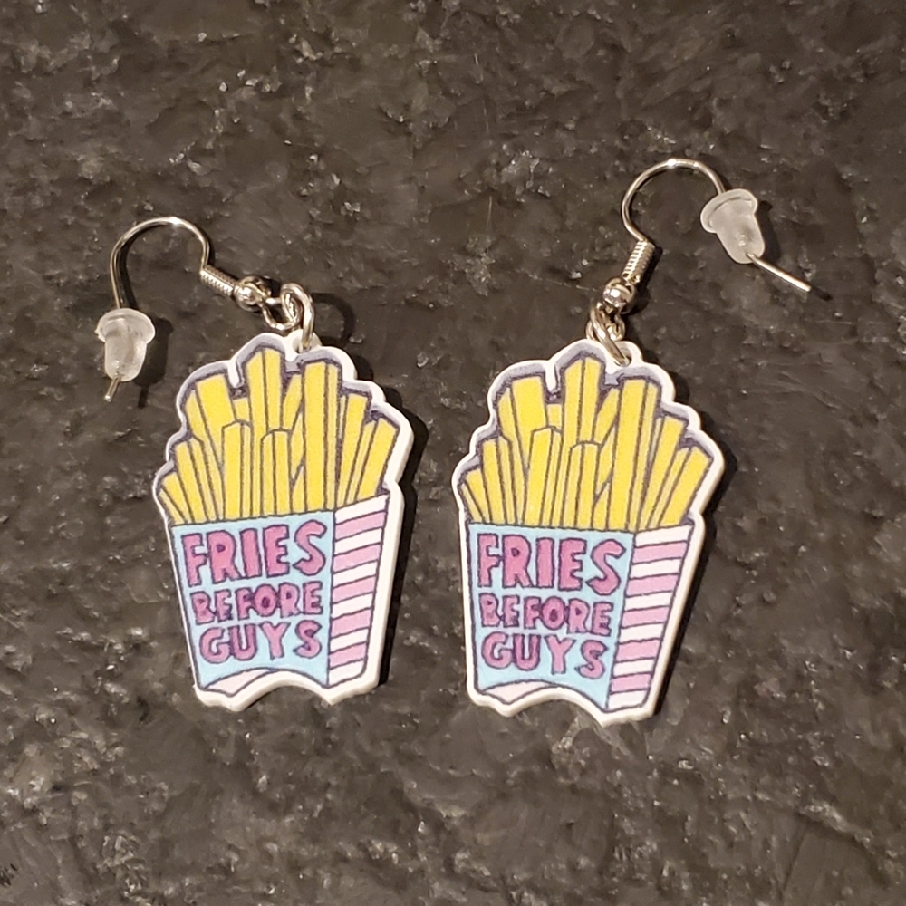 FRYES BEFORE guys - Novelty Dangle Earring